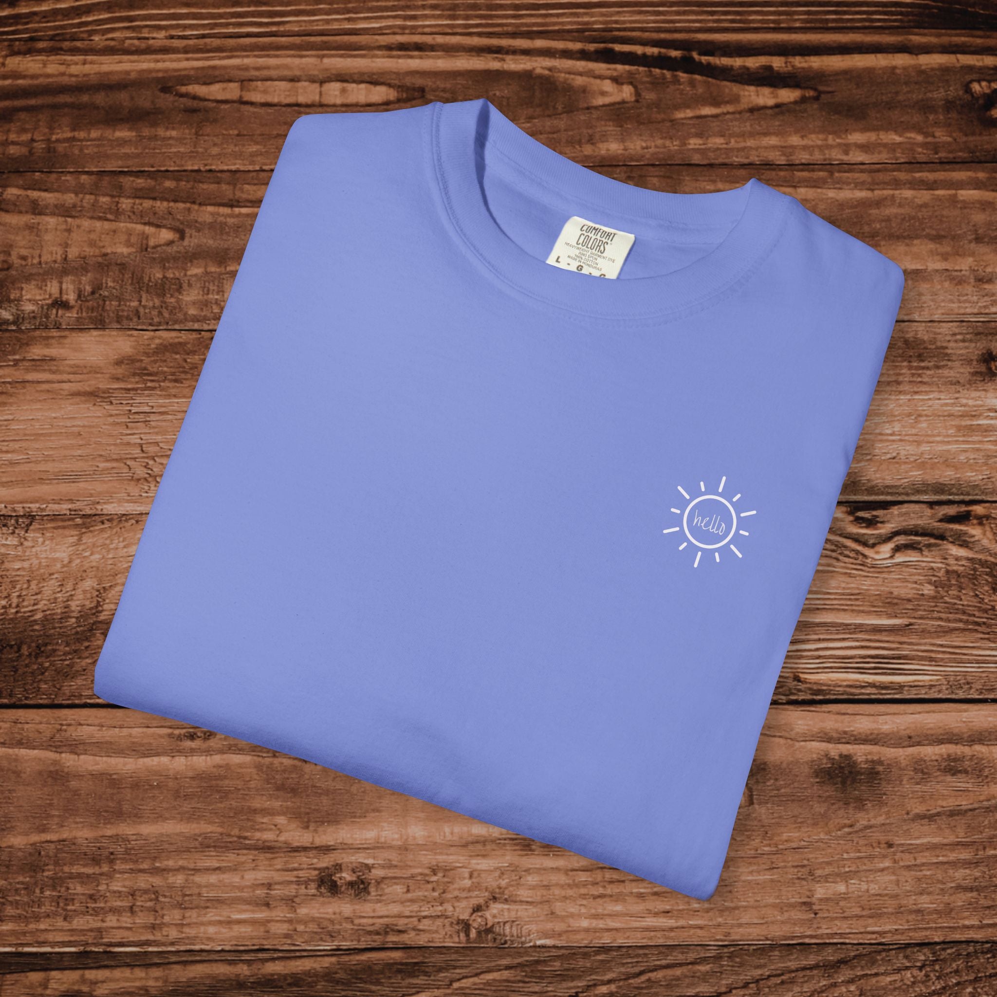 Summer Graphic Tee, The Wind The Waves The Sun The Sand T-Shirt, Minimal Aesthetic line art Beach Shirt, Oversized Coastal Beachwear