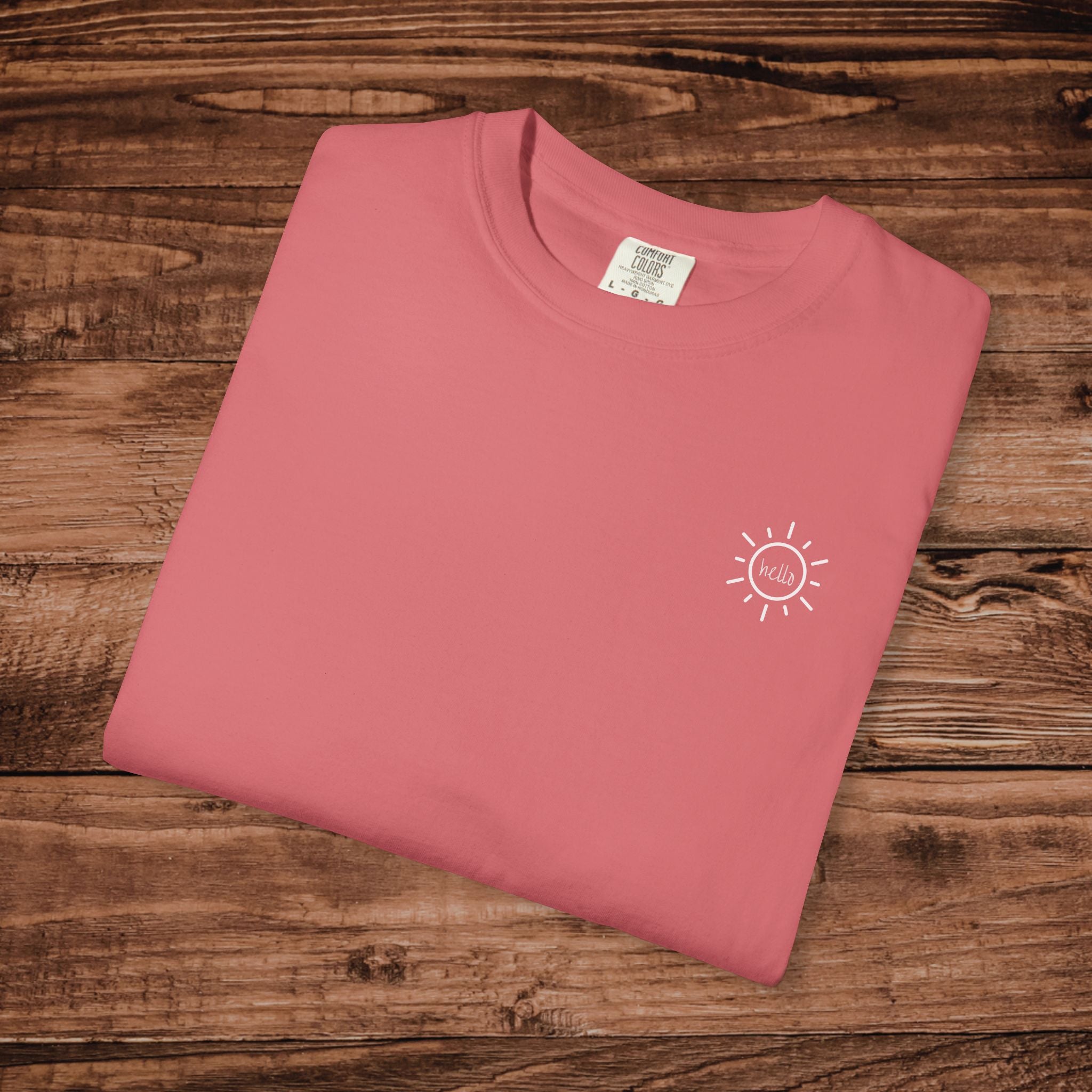 Summer Graphic Tee, The Wind The Waves The Sun The Sand T-Shirt, Minimal Aesthetic line art Beach Shirt, Oversized Coastal Beachwear