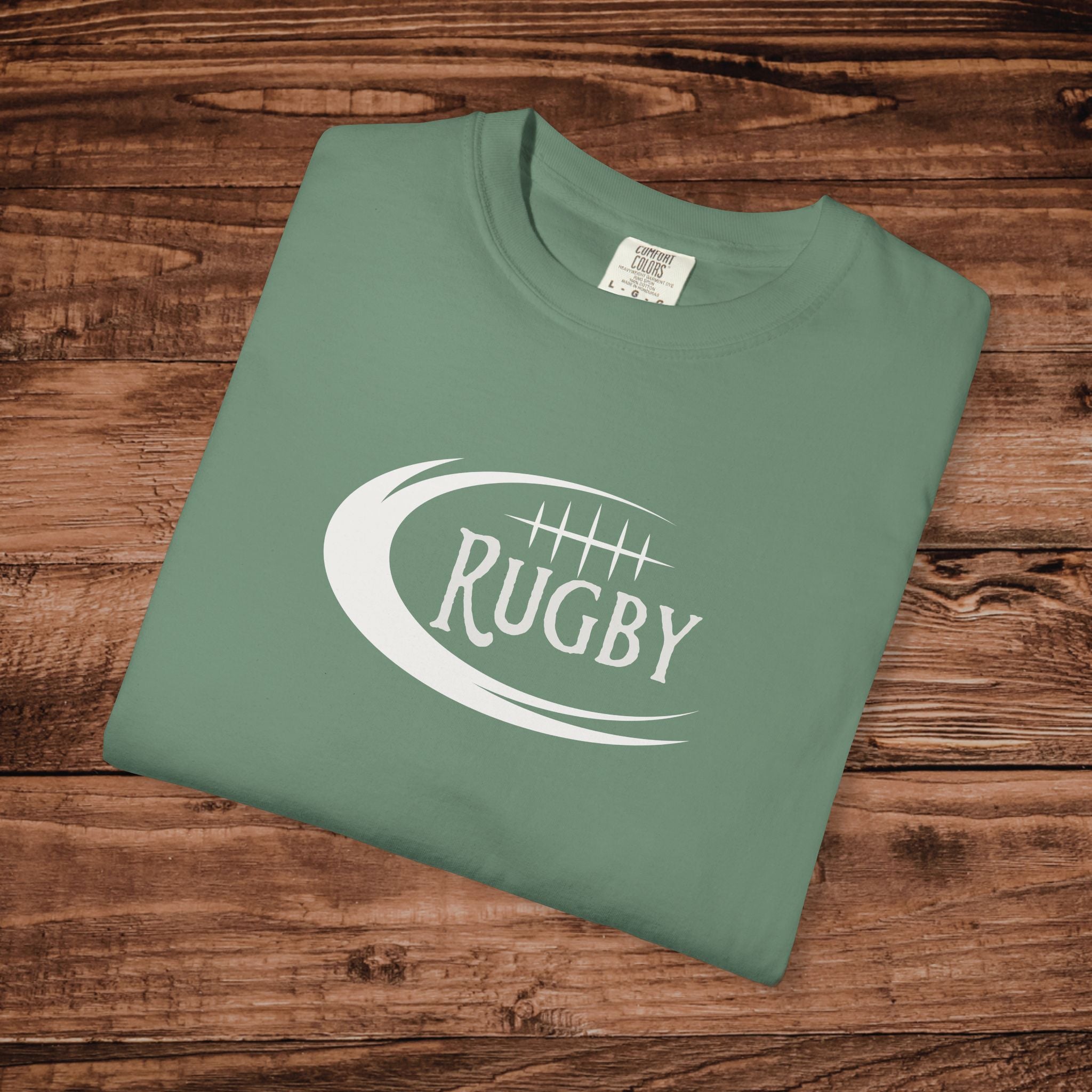 Rugby Graphic T-Shirt, Vintage Style Rugby Player Tee, Retro Collegiate Sports Shirt, Aesthetic Rugby Top, Rugby Fan Gift Tee