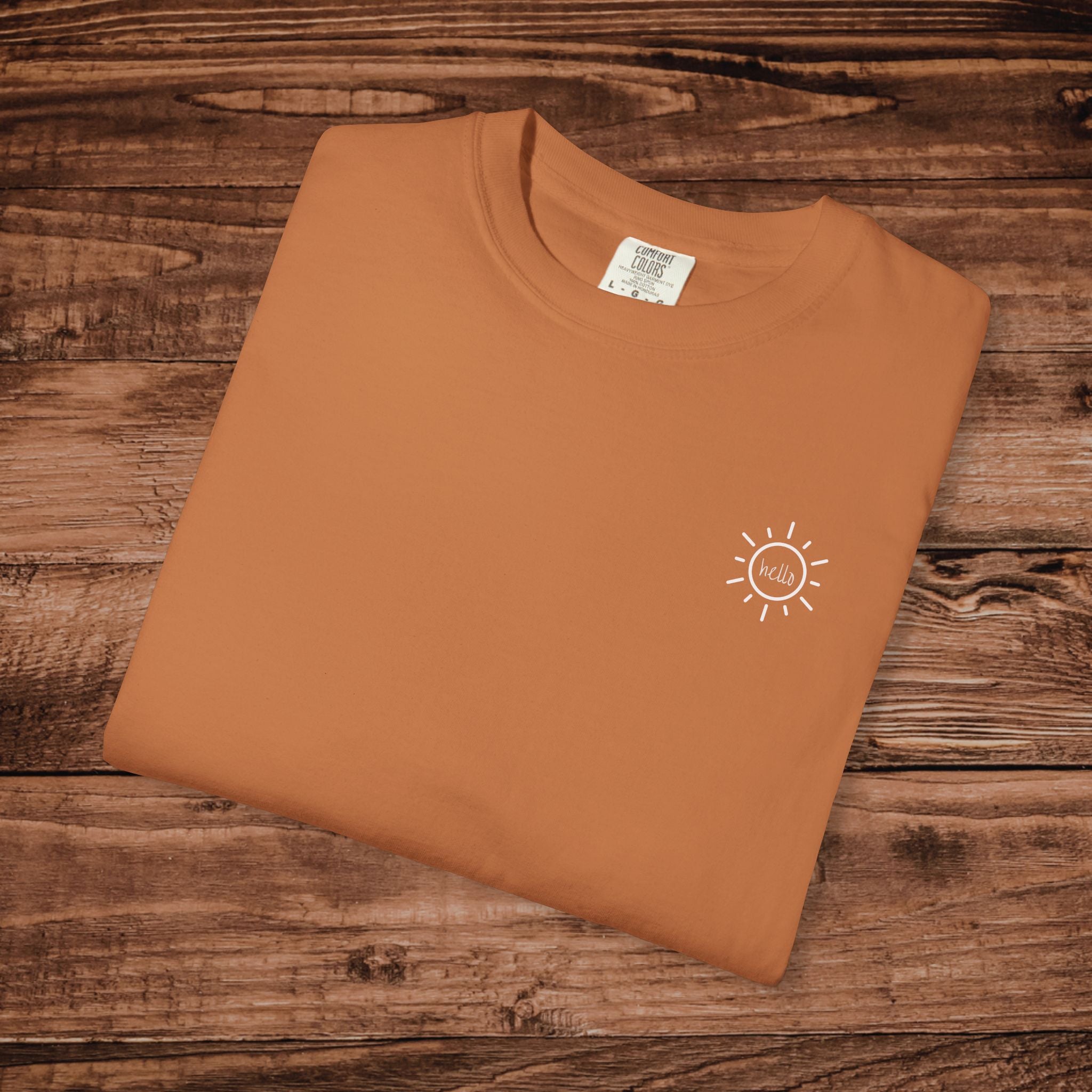 Summer Graphic Tee, The Wind The Waves The Sun The Sand T-Shirt, Minimal Aesthetic line art Beach Shirt, Oversized Coastal Beachwear