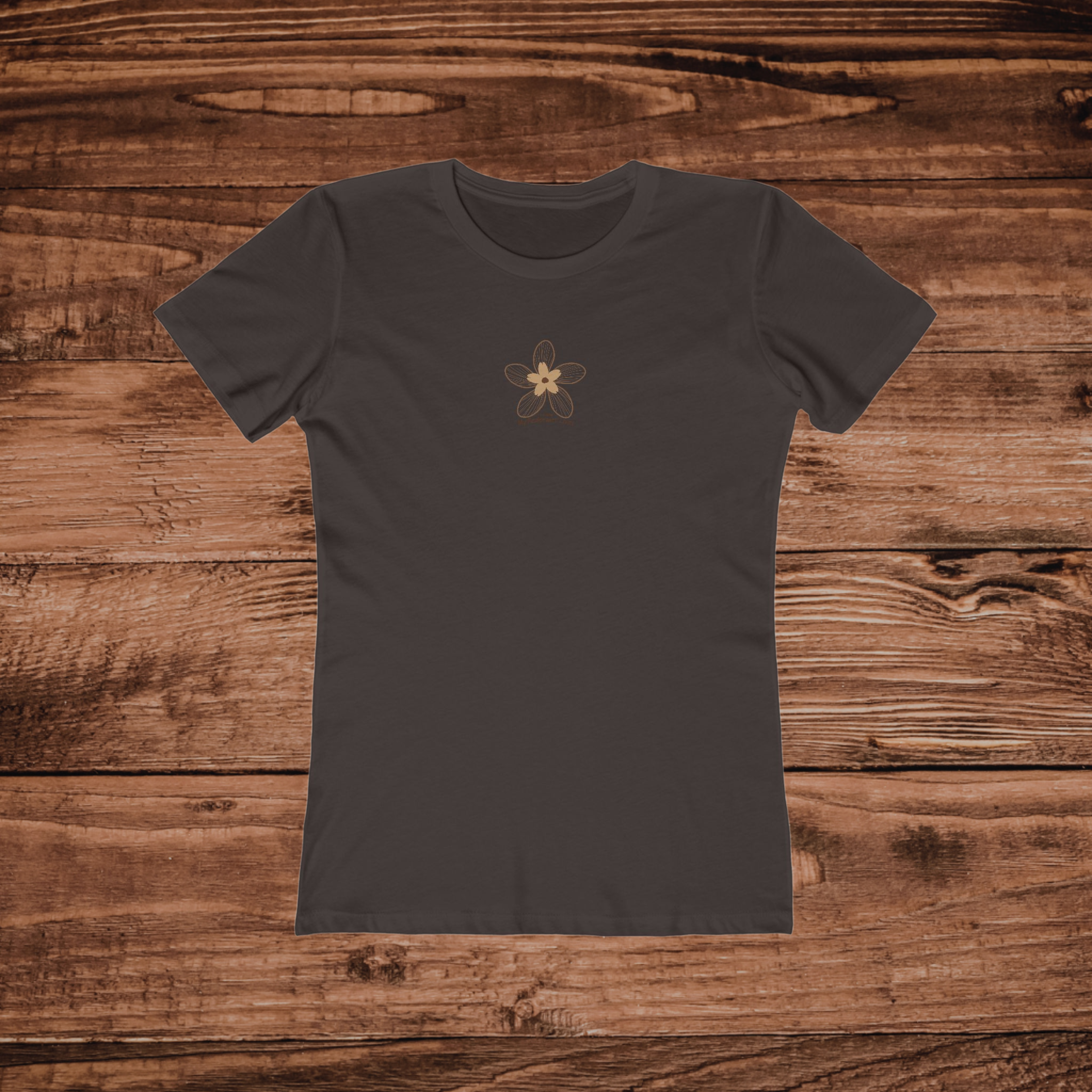 Daisy Boyfriend Tee My Redeemer Lives